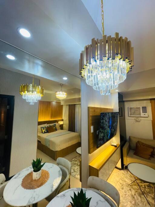 Marias Suite Near Manila Bay Free Use Of Pool Exterior photo