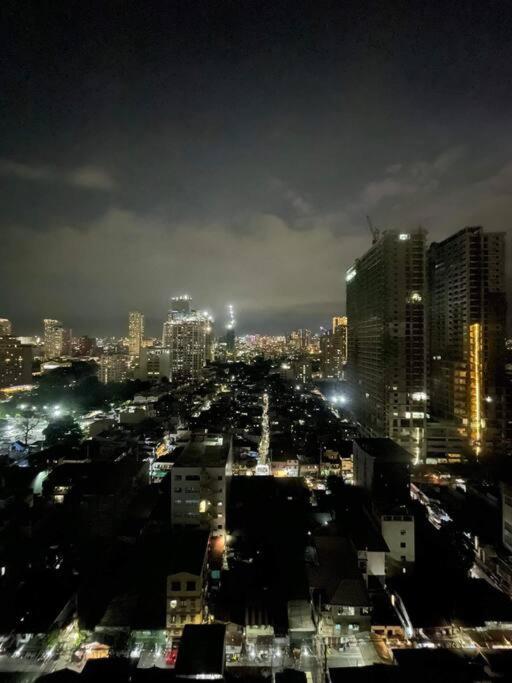 Marias Suite Near Manila Bay Free Use Of Pool Exterior photo
